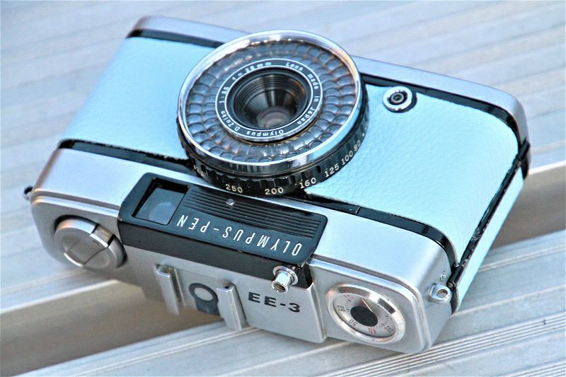 フィルムカメラ Olympus Pen EE-3 パステルブルー【中古】【整備品