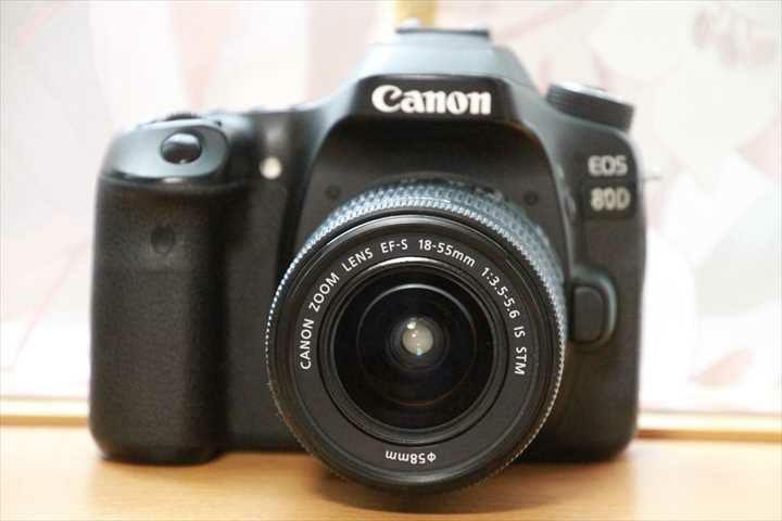 一眼レフカメラ レンズセット Canon EOS 80D EF-S18-55mm F3.5-5.6 IS ...