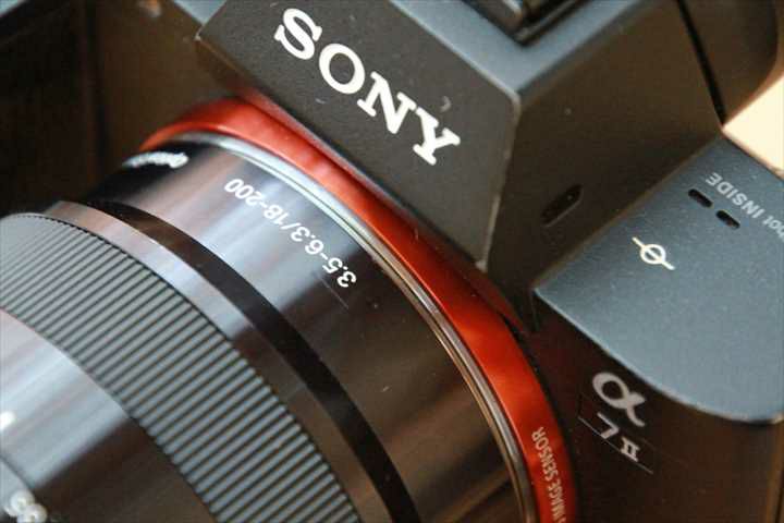 カメラレンズ SONY E 18-200mm F3.5-6.3 OSS LE【中古】