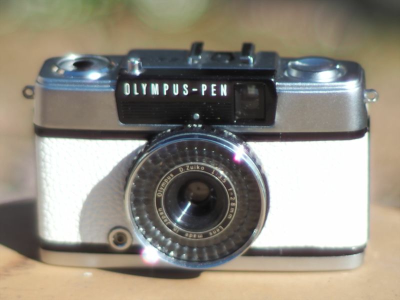 フィルムカメラ OLYMPUS PEN EE-3 ホワイトカスタム【中古】【整備品】 | 株式会社プロスパージャパン